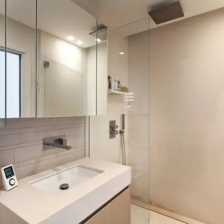 Appartement Ref 1238 - Croisette - Sea View For Rent Cannes